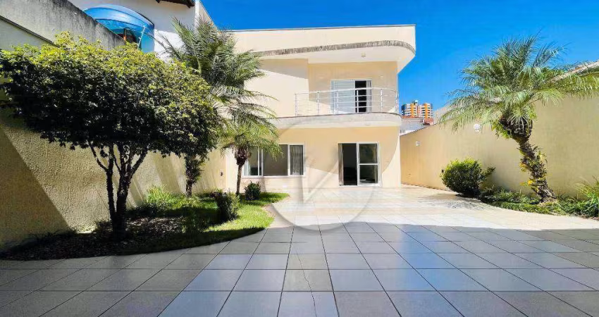 Maravilhoso sobrado com 360m² para Venda ou Locação no Bairro Jardim
