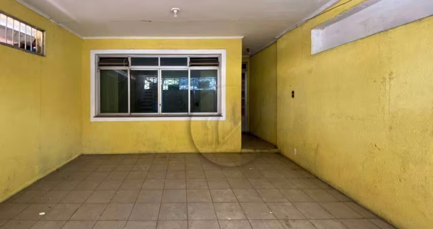 Sobrado com 3 dormitórios à venda, 206 m² por R$ 720.000,00 - Jardim - Santo André/SP