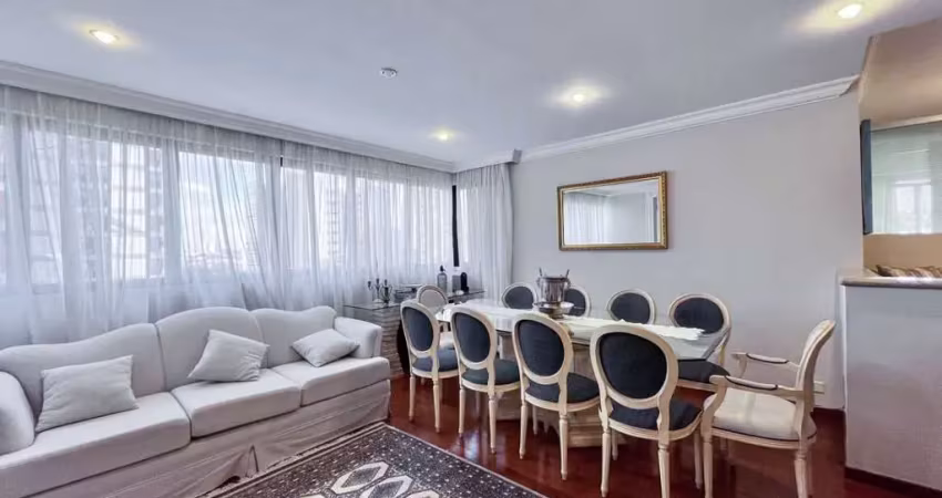 Amplo Apartamento de 127m² com 3 Dormitórios à Venda