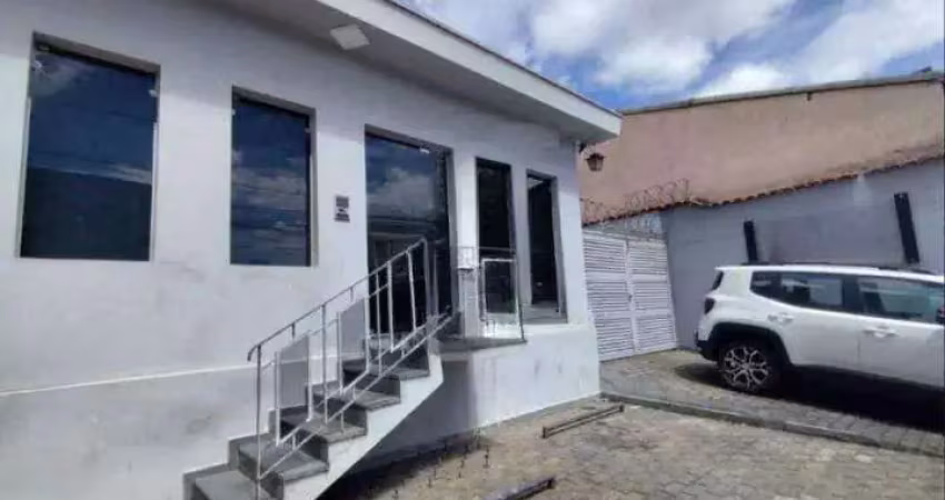 Casa para alugar na Rua Itapura, Vila Alpina, Santo André