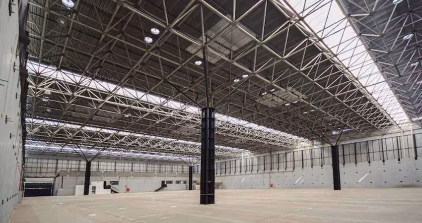 Galpão com 3.568,00m² para locação em alphaville - barueri