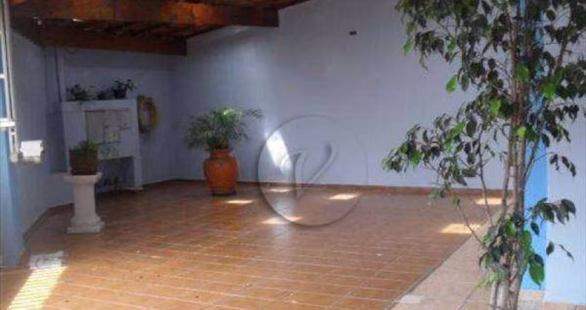 Casa com 3 dormitórios à venda, 174 m² por R$ 750.000,00 - Campestre - Santo André/SP