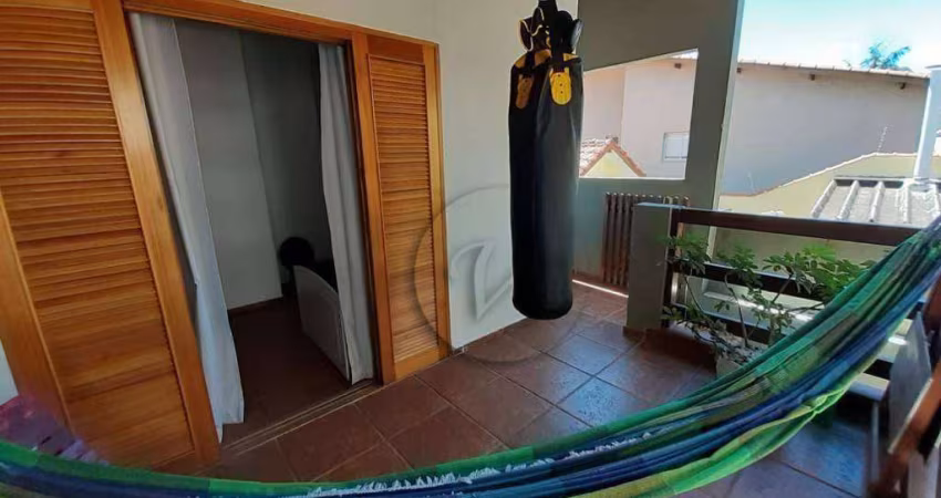 Casa com 3 dormitórios à venda, 171 m² por R$ 770.000,00 - Vila Pires - Santo André/SP