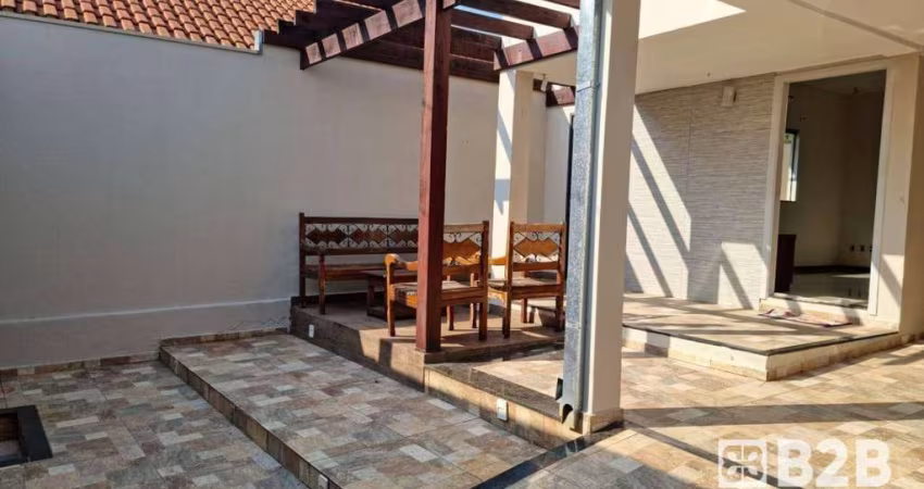 Casa com 4 dormitórios à venda, 200 m² por R$ 660.000,00 - Vila Souto - Bauru/SP