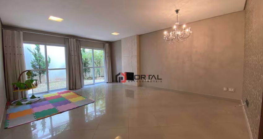 Casa com 3 dormitórios à venda, 175 m² por R$ 1.600.000,00 - Granja Viana - Cotia/SP