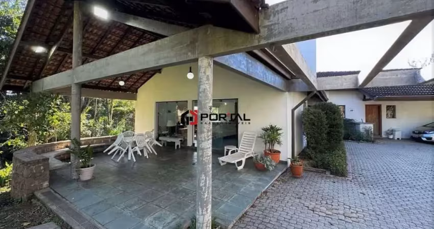 Casa em condomínio fechado com 3 quartos à venda na Estrada Fazendinha, 4151, Pousada dos Bandeirantes, Carapicuíba