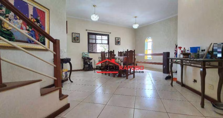 Casa com 3 dormitórios à venda, 217 m² por R$ 620.000,00 - Granja Viana - Cotia/SP