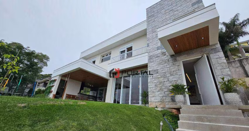 Casa com 4 dormitórios à venda, 280 m² por R$ 2.260.000,00 - Granja Viana - Embu das Artes/SP