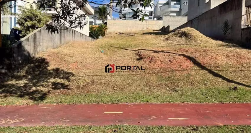 Terreno em condomínio fechado à venda na Estrada Municipal Fernando Nobre, 2500, Jardim do Golf I, Jandira