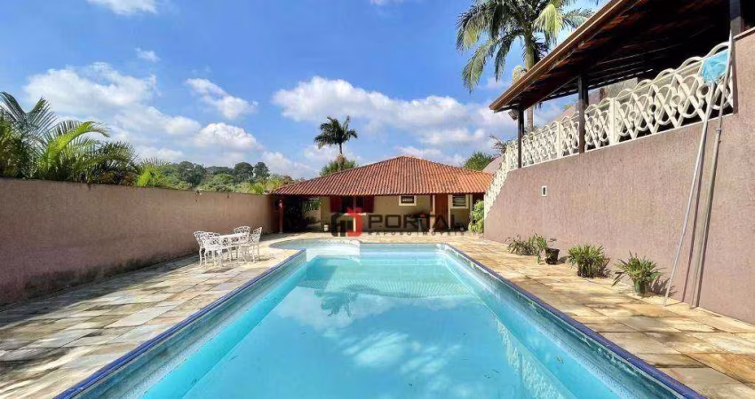 Casa com 3 dormitórios à venda, 421 m² por R$ 2.500.000,00 - Granja Viana - Cotia/SP