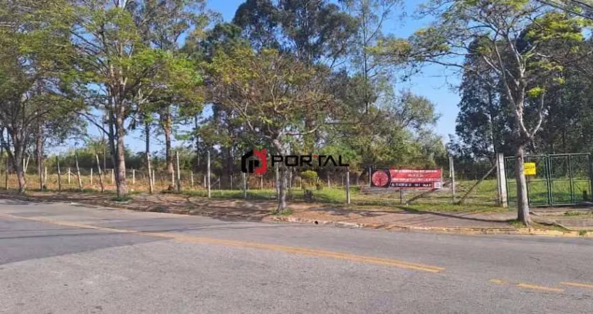Terreno à venda na Avenida Estácio de Sá, 1, São Paulo II, Cotia