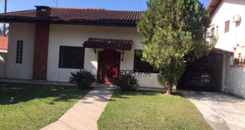 Casa com 4 dormitórios à venda, 200 m² por R$ 1.800.000,00 - Granja Viana - Jandira/SP