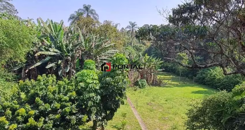 Casa em condomínio fechado com 5 quartos à venda na Avenida Dona Cherubina Viana, 1, Vila Santo Antônio, Cotia