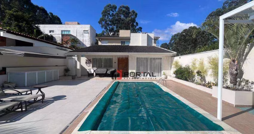 Casa com 3 dormitórios à venda, 220 m² por R$ 1.560.000,00 - Granja Viana - Cotia/SP
