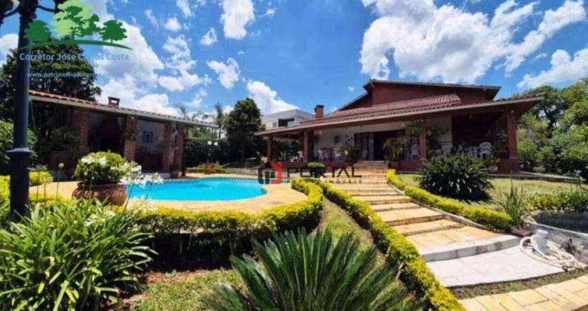 Casa com 6 dormitórios à venda, 500 m² por R$ 2.200.000,00 - São Roque - São Roque/SP
