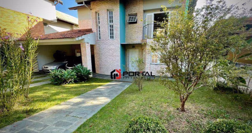 Casa com 3 dormitórios à venda, 244 m² por R$ 1.480.000,00 - Granja Viana - Cotia/SP