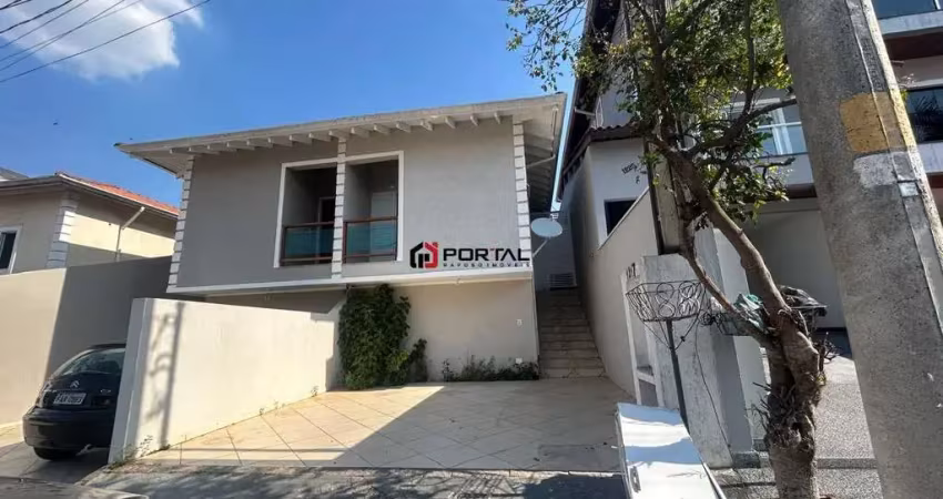 Casa em condomínio fechado com 3 quartos para alugar na Estrada Manoel Lages do Chao, 295, Jardim Caiapia, Cotia