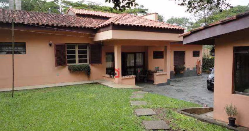Casa com 3 dormitórios à venda, 365 m² por R$ 1.600.000,00 - Granja Viana - Cotia/SP