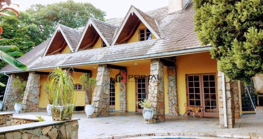 Casa com 3 dormitórios à venda, 350 m² por R$ 1.600.000,00 - Granja Viana - Cotia/SP