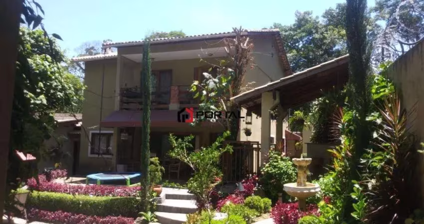 Casa em condomínio fechado com 3 quartos à venda na de Fazendinha, Terras do Madeira, Carapicuíba