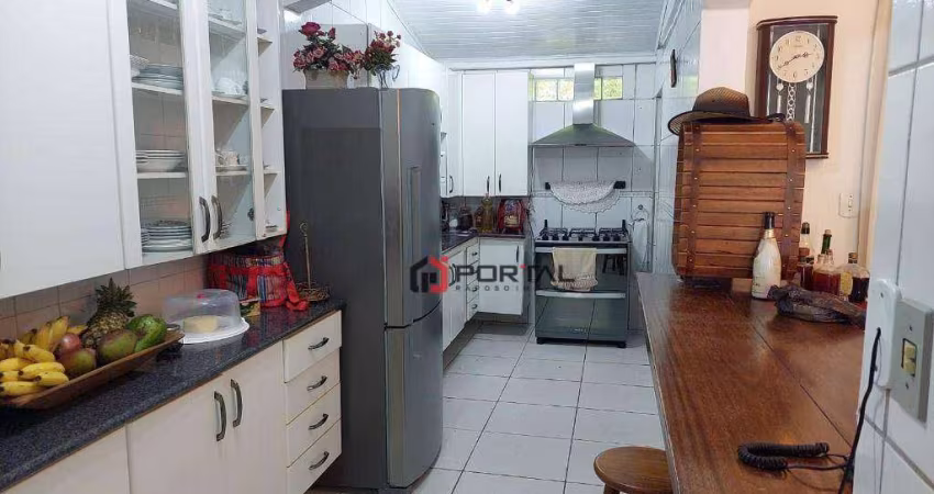 Casa com 2 dormitórios à venda, 65 m² por R$ 405.000,00 - Granja Viana - Cotia/SP