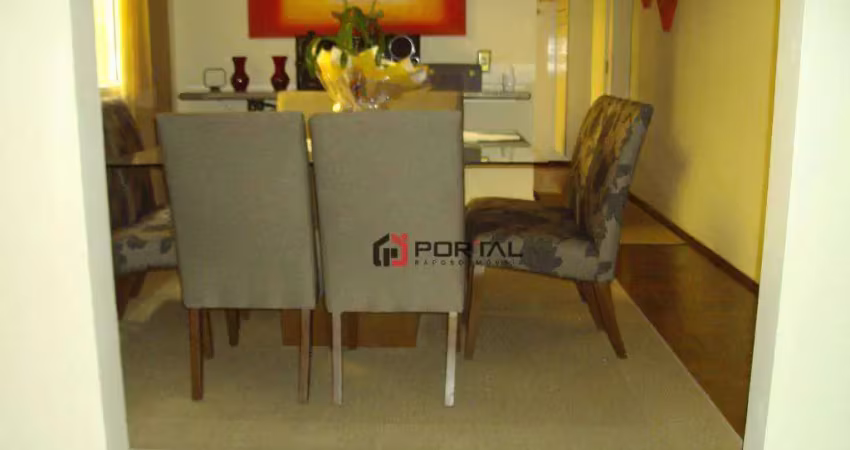Casa com 3 dormitórios à venda, 180 m² por R$ 780.000,00 - Jardim Jussara - São Paulo/SP