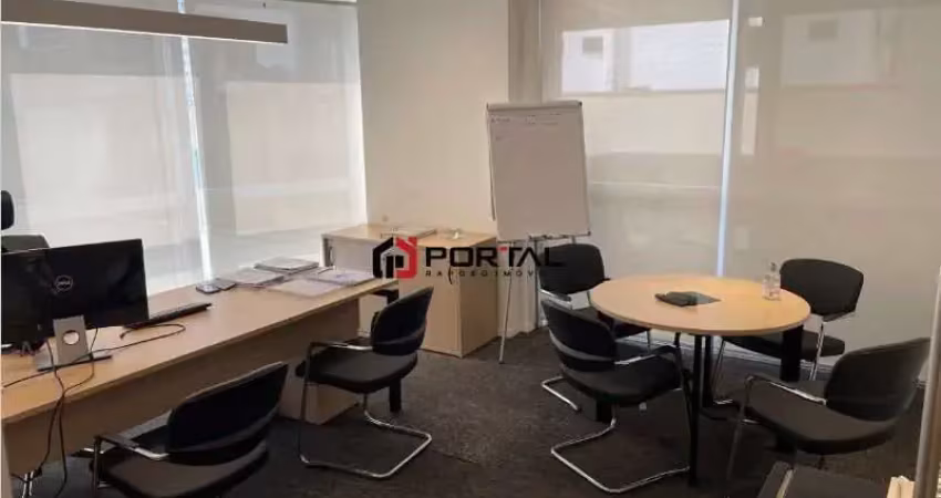 Sala comercial com 2 salas para alugar na Rua Catequese, Butantã, São Paulo