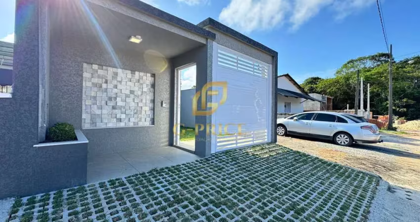 Belíssima casa nova de alto padrão com pé direito alto na região central da cidade