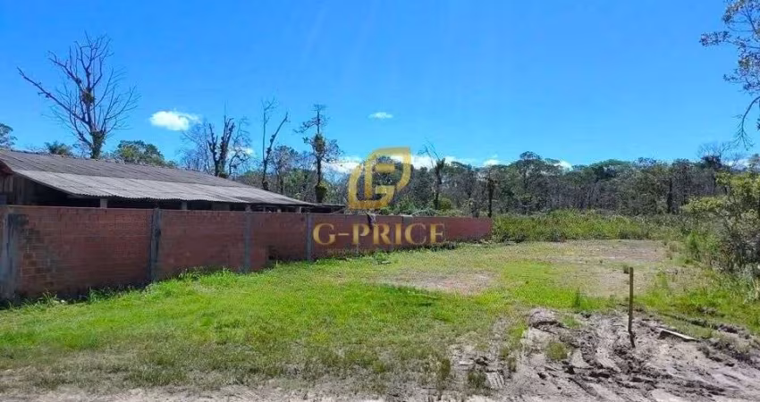 Lindo Terreno Pronto para Construir apenas 500 mts do Mar