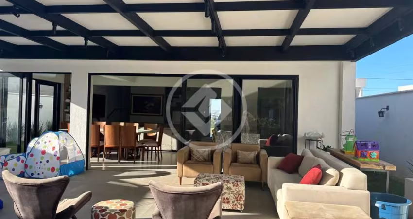Casa com 3 suítes + Office com sala ampla codigo: 90545