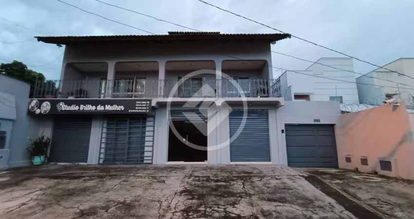 SOBRADO 3 Q COM 2 SALAS COMERCIAIS RENDENDO codigo: 104427