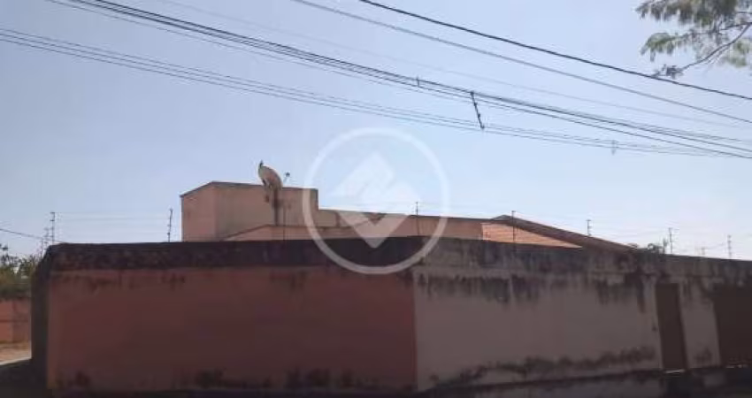 CASA NO SETOR FAIÇALVILLE DE FRENTE PARA O PARQUE codigo: 86581