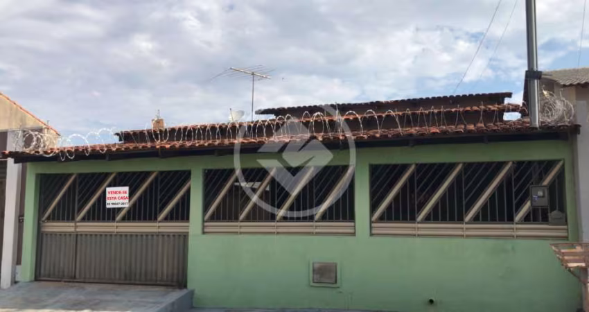 Casa 03 quartos sendo 01 suíte com 213m² de área útil. codigo: 75427