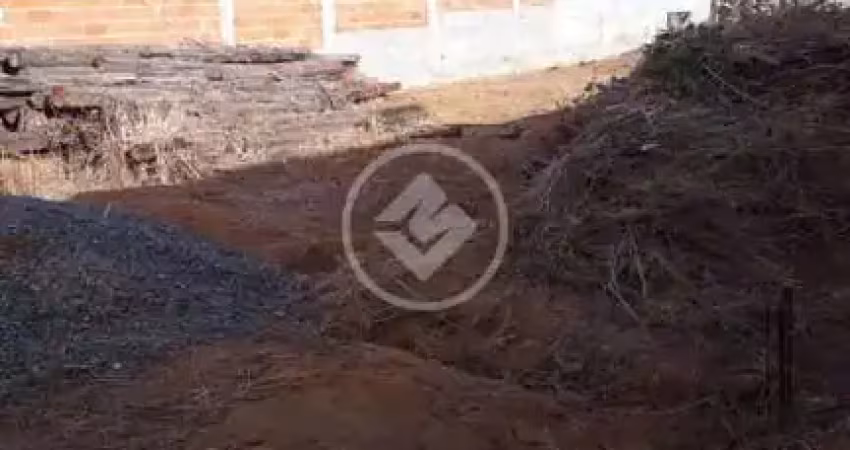 Excelente oportunidade lote totalemnte murado ja feita a terraplanagem codigo: 124335