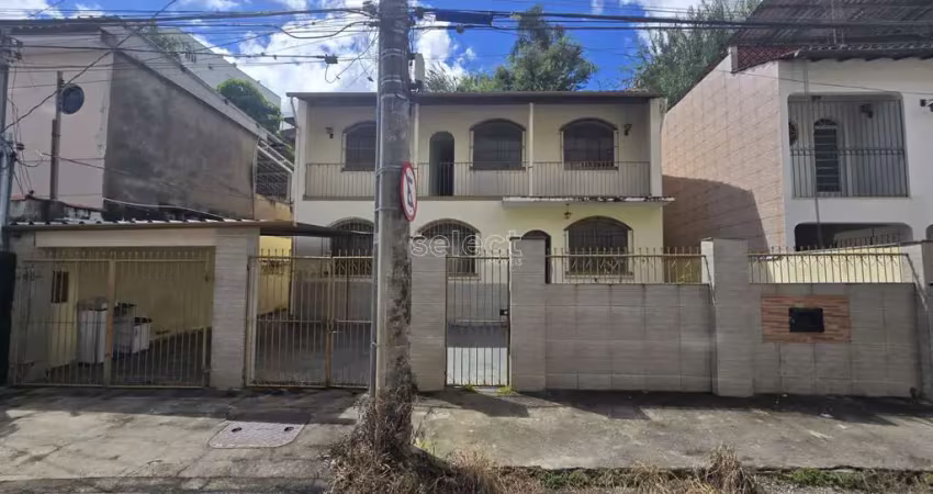 Casa com 4 quartos à venda na Travessa Hamilton Alves Monteiro, Santa Cecília, Juiz de Fora