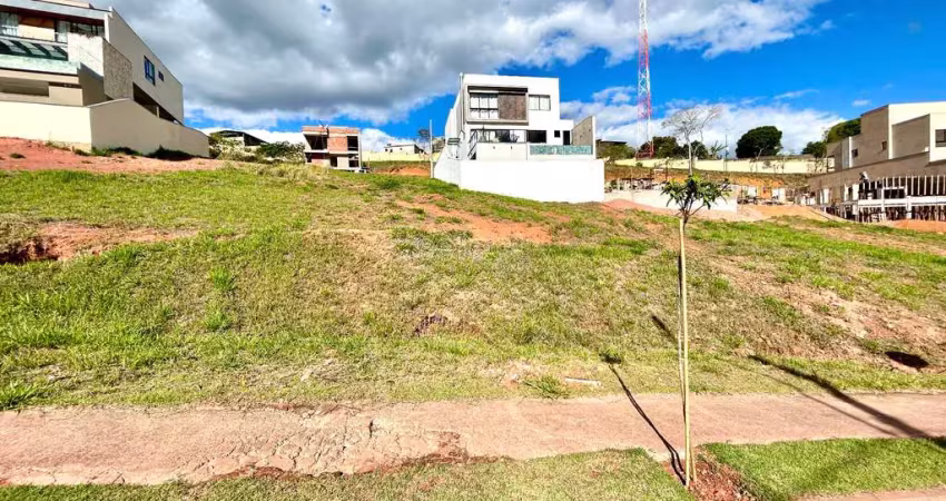 Terreno em condomínio fechado à venda na Avenida Deusdedith Salgado, Salvaterra, Juiz de Fora