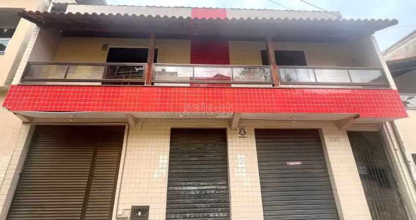Casa com 2 quartos para alugar na Rua Rosa Sffeir, Grajaú, Juiz de Fora