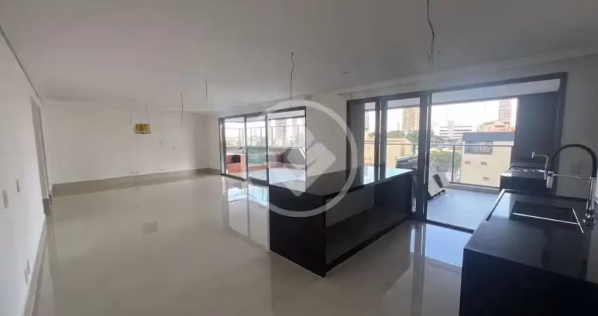 Apartamento Opus Penthouses 226m2 codigo: 100522
