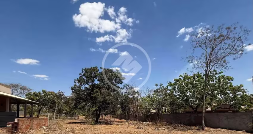 Terreno á venda no condominio villa verde residencial codigo: 142606