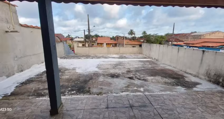 Sobrado amplo com área gourmet, 4 dormitórios e terreno 12x30 – excelente espaço para piscina!