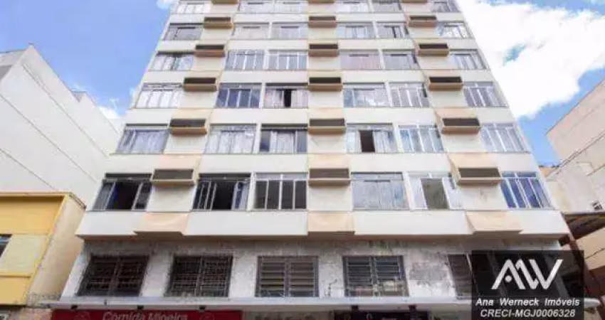 Kitnet com 1 dormitório à venda, 45 m² por R$ 145.000,00 - São Mateus - Juiz de Fora/MG