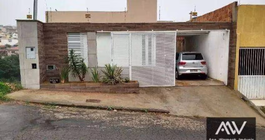 Casa com 3 dormitórios à venda, 150 m² por R$ 425.000,00 - São Pedro - Juiz de Fora/MG