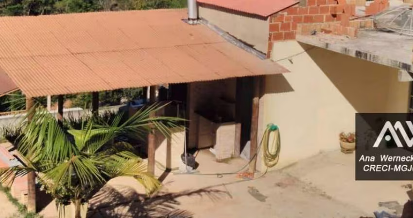 Chácara com 4 dormitórios à venda, 1000 m² por R$ 300.000,00 - Valadares(Juiz de Fora) - Juiz de Fora/MG