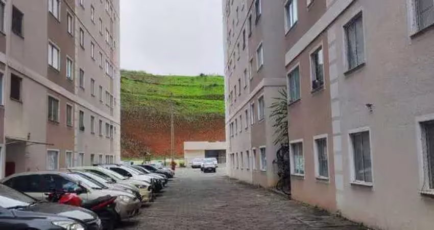 Apartamento com 2 dormitórios à venda, 45 m² por R$ 150.000,00 - Marilândia - Juiz de Fora/MG