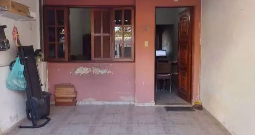 Casa com 2 dormitórios à venda, 91 m² por R$ 350.000 - Jardim Laranjeiras - Juiz de Fora/MG