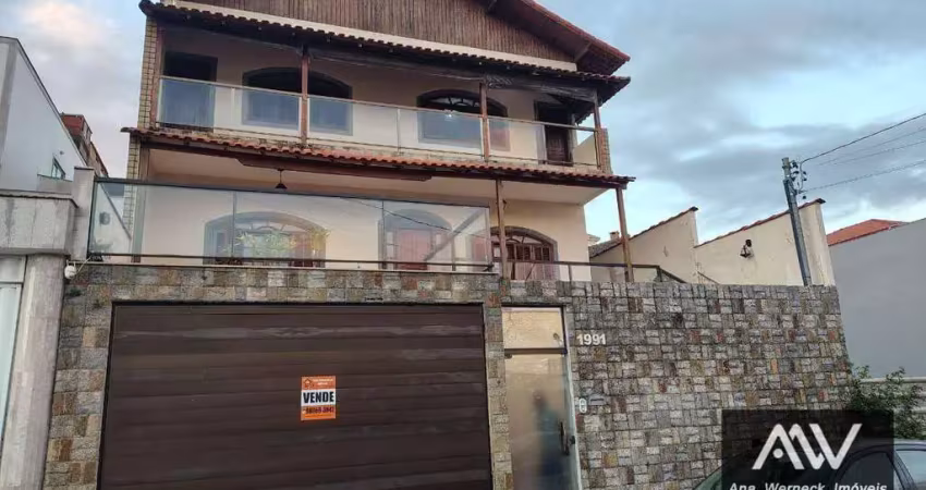 Casa com 4 dormitórios à venda, 160 m² por R$ 790.000,00 - Santa Maria - Juiz de Fora/MG