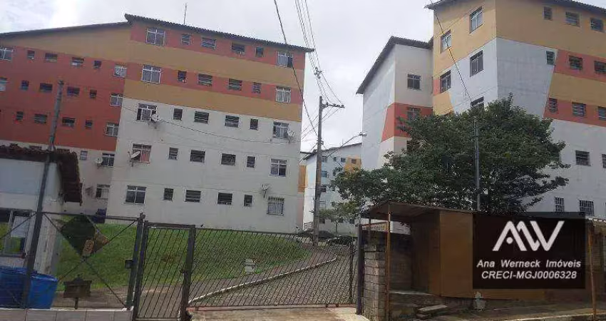 Apartamento com 2 dormitórios à venda, 45 m² por R$ 80.000,00 - Previdenciários - Juiz de Fora/MG