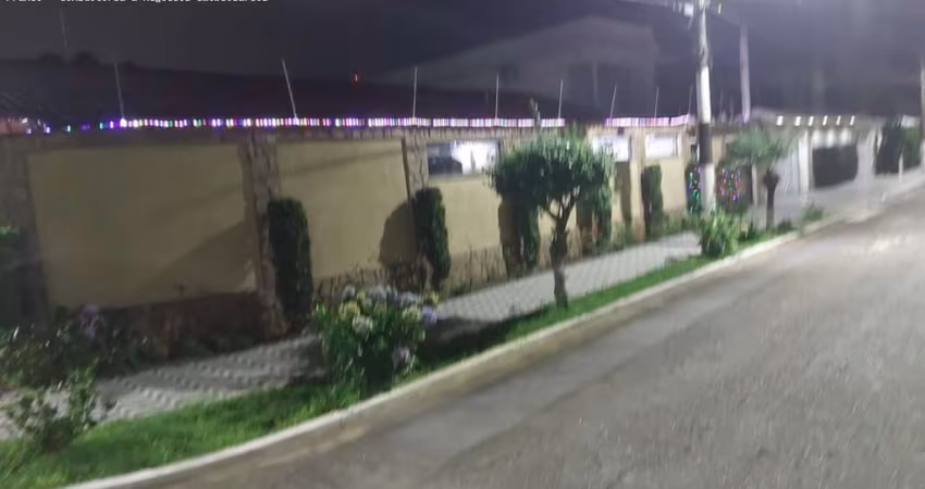 Casa para Venda em Praia Grande, Flórida, 3 dormitórios, 1 suíte, 2 banheiros, 2 vagas
