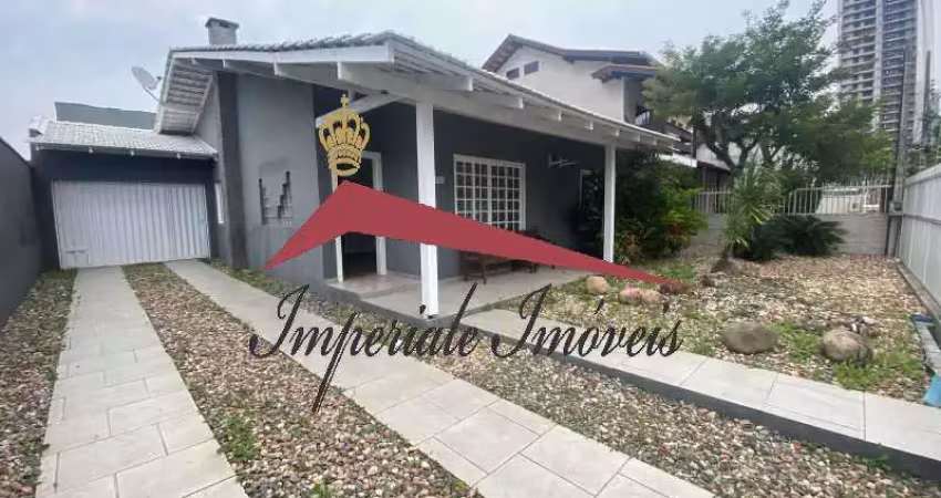 Casa com 3 quartos à venda na Rua Cecília Meireles, Praia dos Amores, Balneário Camboriú