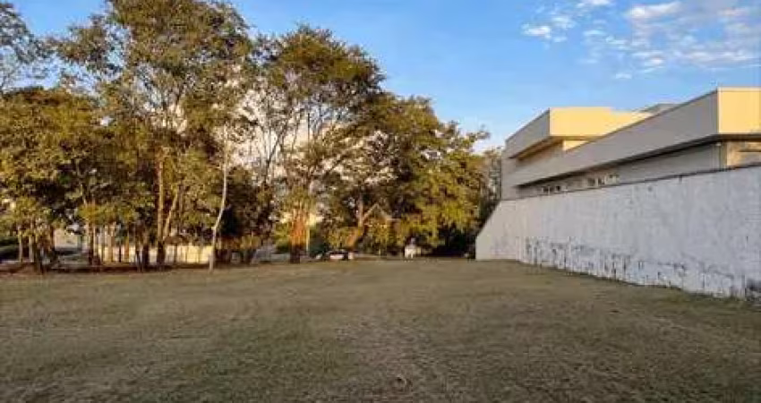 REF: Office Terreno no condomínio do Lago com 525m², Goiânia - GO codigo: 16642